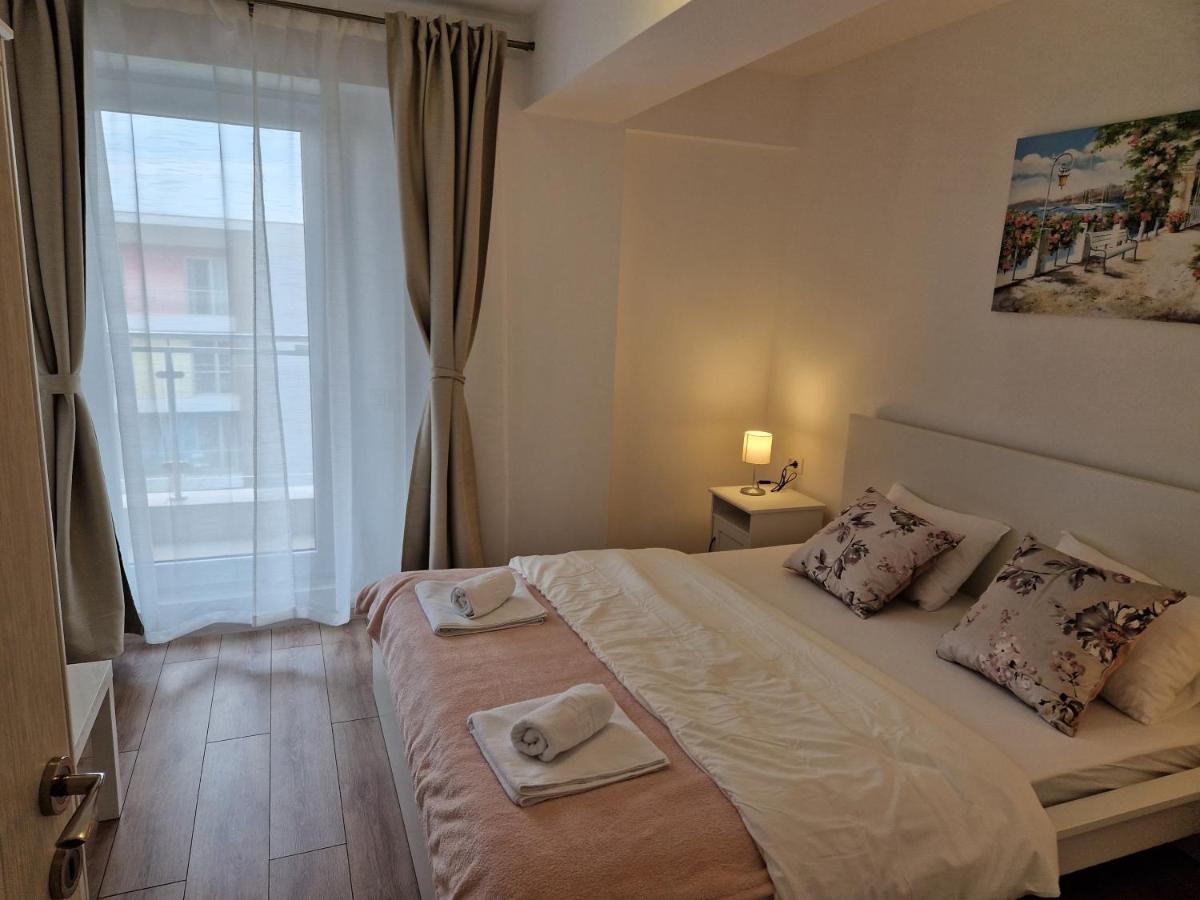 Sky Airport Residence Otopeni Esterno foto