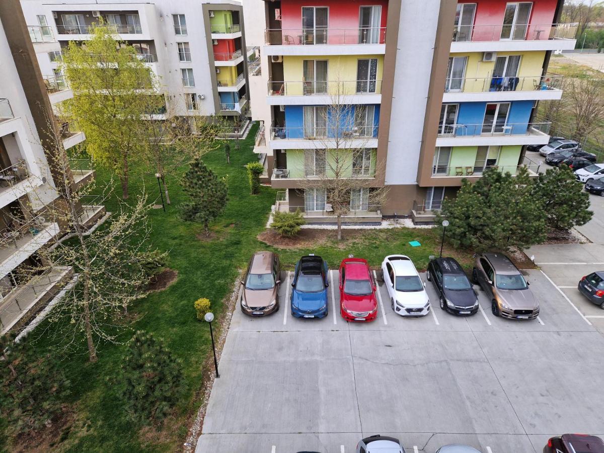 Sky Airport Residence Otopeni Esterno foto