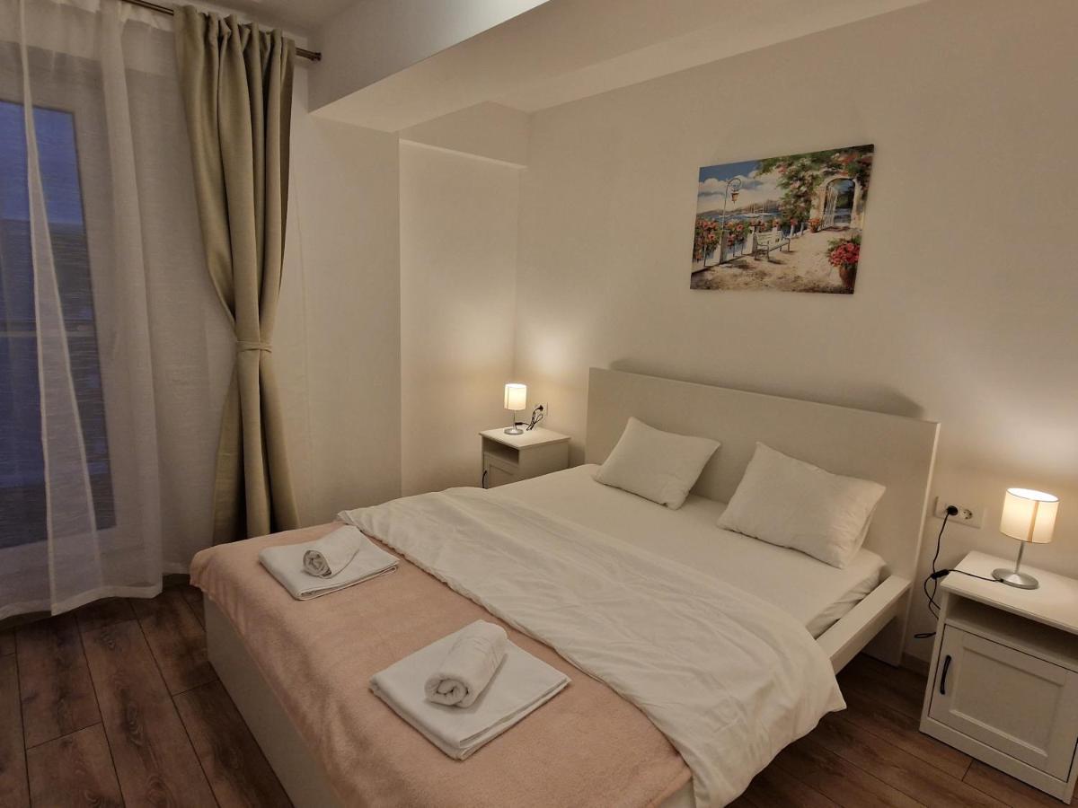 Sky Airport Residence Otopeni Esterno foto